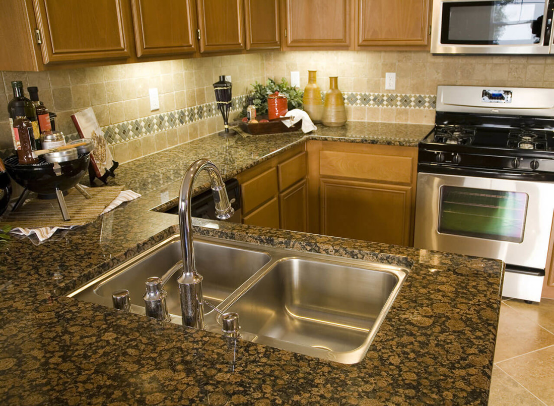 baltic-brown-granite-kitchen-countertop