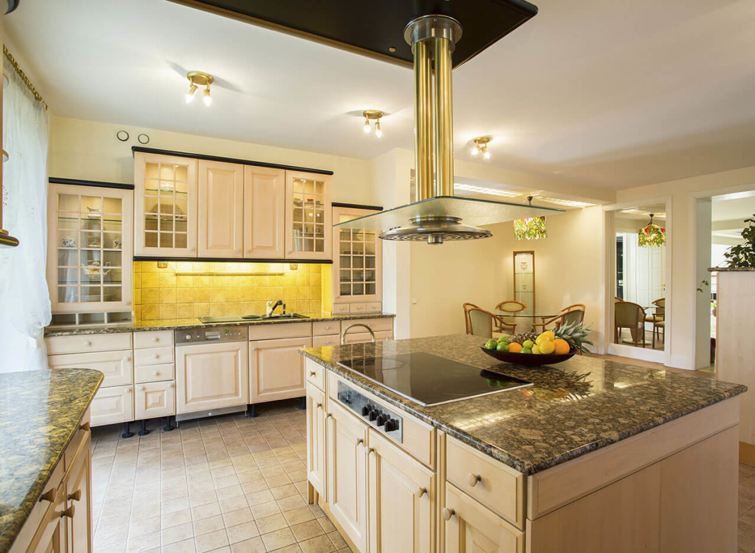 giallo-fiorito-granite-kitchen-coun
