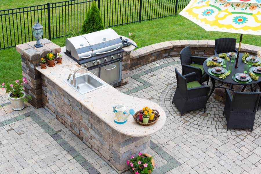 Outdoor Stone Bar And Grill